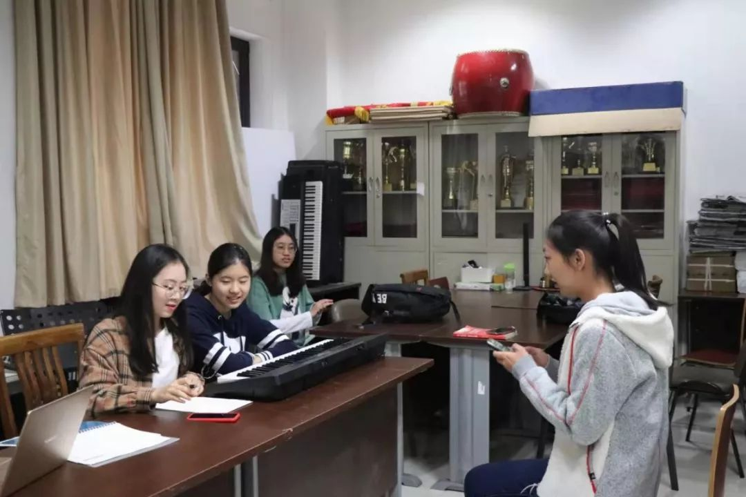 238d5ece3e114a3bbb20b50a85eab9e7.png 8.png